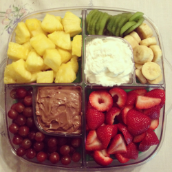 healthy-is-sexy:  Fruit tray with nutella/greek yogurt and cool
