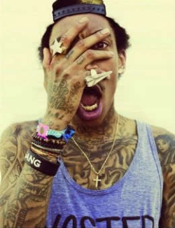 wiz khalifa . http://shafolarin.tumblr.com/