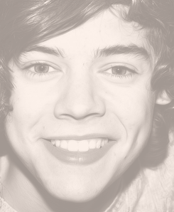  A photo set of Harry Styles’ face close up : You. Are. Welcome.