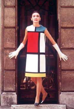 allnoir:  1965 Yves Saint Laurent Dress Inspired by Piet Mondrian