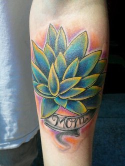 fuckyeahtattoos:  Done by Courtney Raimondi  at Dakota Ink