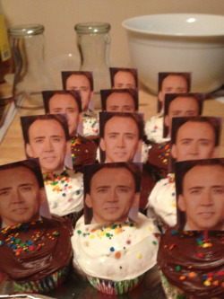 raves-and-pianos:  Me and my friends are having a Nicholas Cage