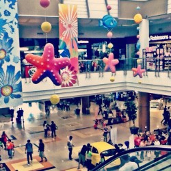 Never been happier to be in a mall with wifi! #philippines #summer