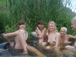 naktivated: Just the ladies at the swimming hole. 