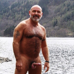 backfur:  Make sure you click follow for daily updates of HAIRY/BEEF/MASCULINE/DADDY