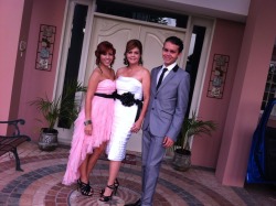 un-told-story:  Senior prom with the best family ever :3 