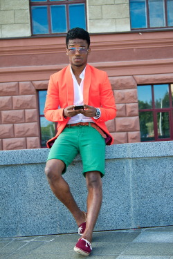 blackfashion:  http://onevalerian.tumblr.com/ 