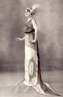 moika-palace:   1910s evening gown and coat.  