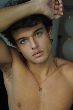 jlmatau:  Maikel Castro, brazilian model
