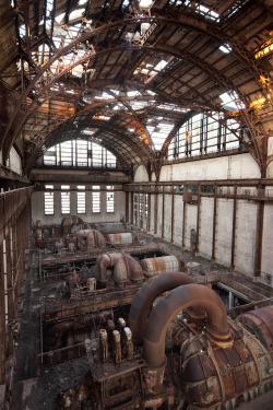 tinuviele:  Abandoned Power Plant (by stevenbley) 