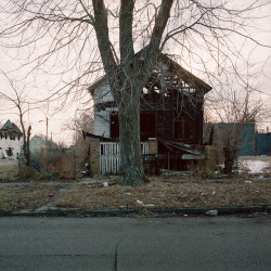 previouslylovedplaces: Abandoned house in Detroit, Michigan by