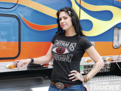 daniellecolby:  http://www.classictrucks.com/events/1111clt_21st_annual_cruisin_ocean_city/photo_13.html