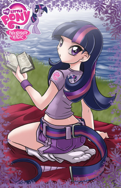 theponyartcollection:  fan Twilight Sparkle by ~mauroz