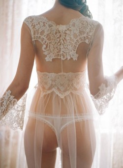 vibrantbeauty:  wedding day heirloom lingerie by claire pettibone