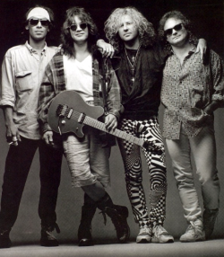 bibberly:  I really like this photo of Van Halen from 1992. 
