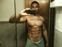 WITH Â A BODY LIKE THAT, YOU BETTER DO IT YOURSELF IN THE MIRROR DUDE&hellip; SO WE CAN ALL SEE ;p