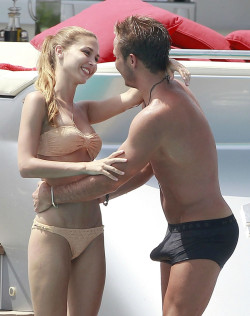 dirtywrld:  German soccer player Mario Gotze gets excited on