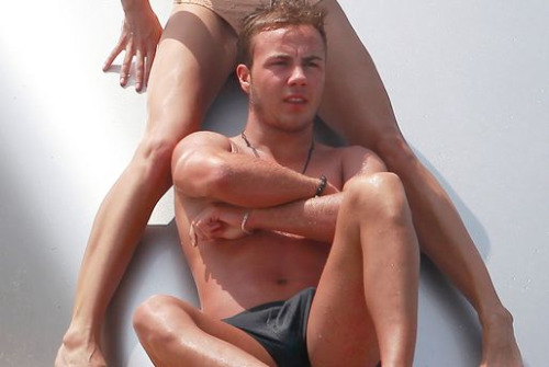 dirtywrld:  German soccer player Mario Gotze gets excited on holiday!  Super Mario indeed - he can lay the pipe anytime 