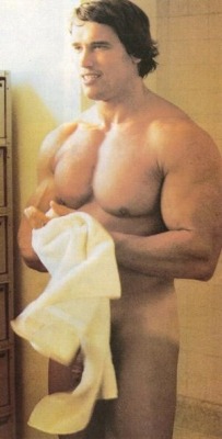 Major Dad’s Celebrity nude 563  A naked young Arnold Schwarzenegger