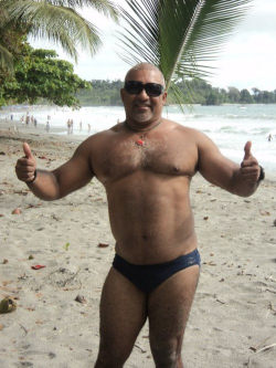 bigboysshrtshorts:  Brazilian stud! 