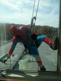 jonathanforhire:  The window washers at a children’s hospital