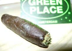 thatsgoodweed:  hash rolled bud, double the high Make sure you