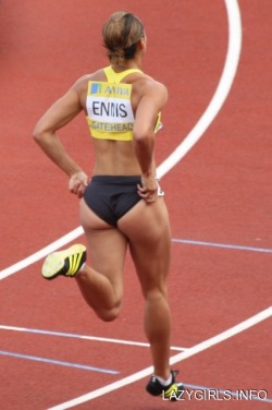 girllookitthatbody-ahh:  Jessica Ennis; muscles & a booty