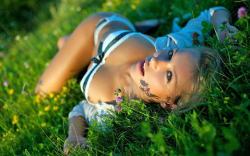 southerngirlk:  A warm summer breeze floated across the field