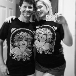 siripornstar:  If you ordered a Siri t-shirt, here’s your teaser