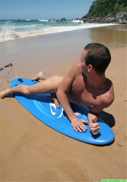 menandsea:  1096 - Follow meÂ : http://menandsea.tumblr.com Â  Â  Â  Â  Â  Â  Â  Â  Â Â Buff Surfer Of The DayÂ ; Naturally enjoying a awesome day at the beach along with his trustyâ€ocean blueâ€surfboard.Doesnâ€™t get any cooler than thatâ€¦Enjoy the