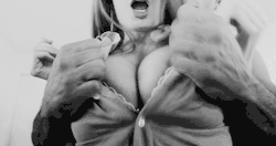 jamie0fthedead:  Faye Reagan just has amazing tits. 