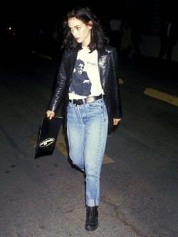 little-trouble-grrrl:  Winona Ryder at The Commitments premiere