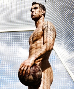 yellowasian:  carlos bocanegra 