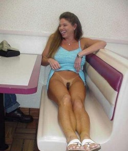fastfoodflashers:  Great smile, great legs, great tan lines!