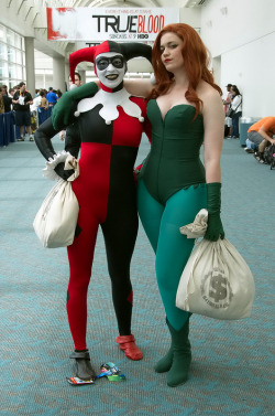 shoomlah:  B:TAS Harley Quinn and Poison Ivy | Friday, SDCC 2012