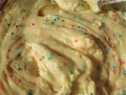 oooeygooeygoodness:  Cake Batter Fudge Ingredients 1 cup yellow