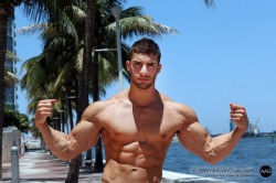 Adam Ayash Thank you Jebus for making me gay…lol