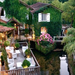 blua:  Le Moulin du Roc Hotel in France 