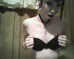 modified-grrrl:  Currently extremely happy with my body atm.