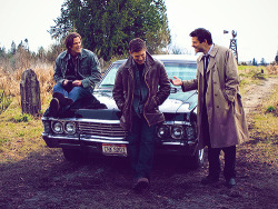 hell-heaven-and-the-winchesters:  Such a beautiful picture oh