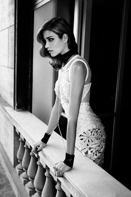 darkangelsbride:  ‘Fétiche Noir’ Photo by Fabio Bartelt for Elle Brazil Model: Ana Beatriz Barros 