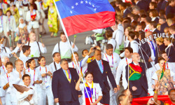 hijodehernandez:  Delegación venezolana en la ceremonia inaugural