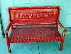 customroadie:  Chevy Pickup Tailgate Bench (click here!)