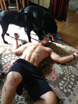 menandtheirdogs:  sefaalofa:   Even though the dogs did a wonderful