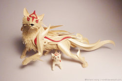 goddamnitreddas:  beepony:  ianbrooks:  Paper Okami Amaterasu by Richard Wong Being the Goddess of the Sun means you can look good in any form, be it cel-shaded or papercrafted. Richard utilizes a bit of that divine magic in all his papersculpting, his