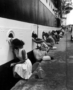 flatchested-:   “Amerigo Vespucci”, shortly before departure