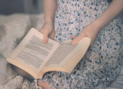 drydenlane:  A book and a floral dress are about all a girl needs