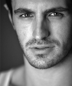  Eoin Macken 