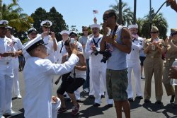  lgbtqgmh:  [Image is of a US Navy sailor in full uniform on