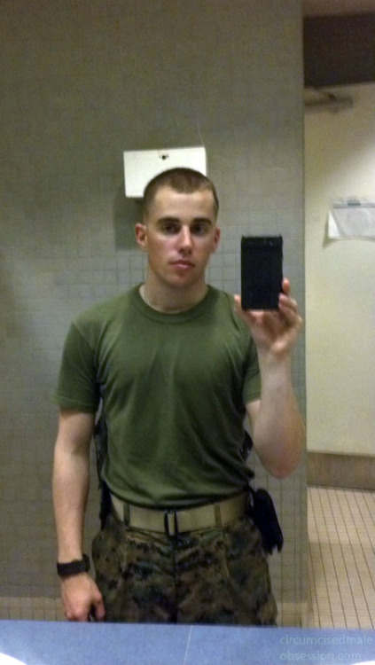 thecircumcisedmaleobsession:  22 year old straight Marine guy stationed in Twentynine Palms, CA This boy’s got a dick on him! :o 